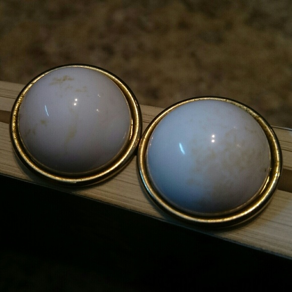 Antique Eggshell Earrings - Picture 3 of 7